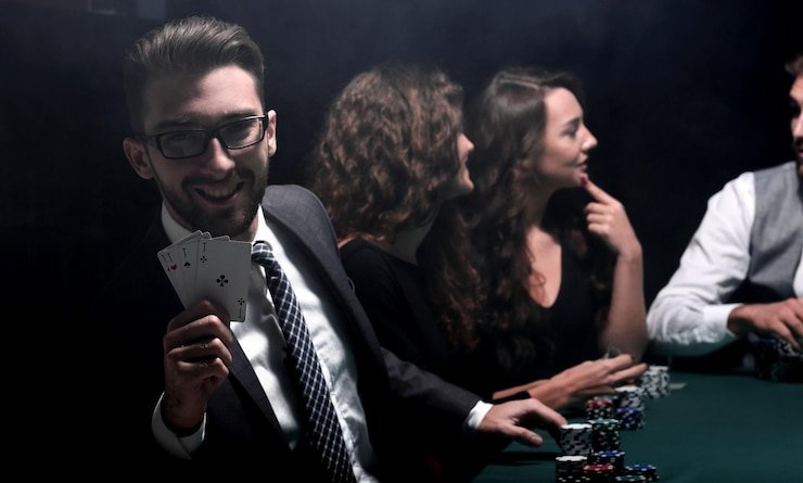 Antarmuka aplikasi mobile bpo 777 menampilkan meja live dealer dengan video HD